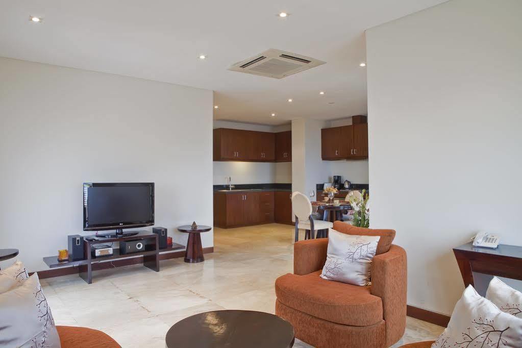 The Segara Suites Tanjung Benoa Exterior foto